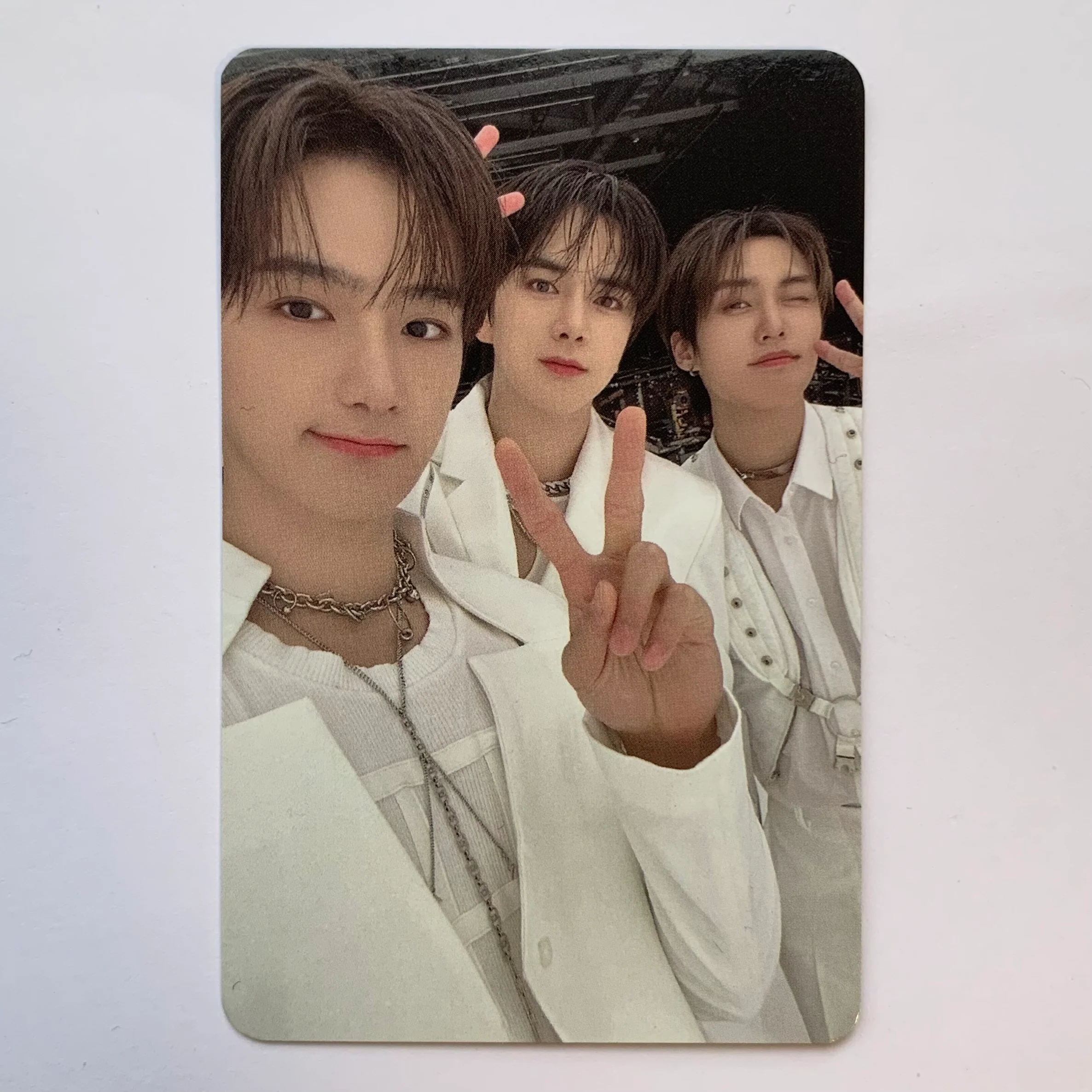 THE BOYZ - WORLD TOUR ZENERATION II Trading Cards - Image 43