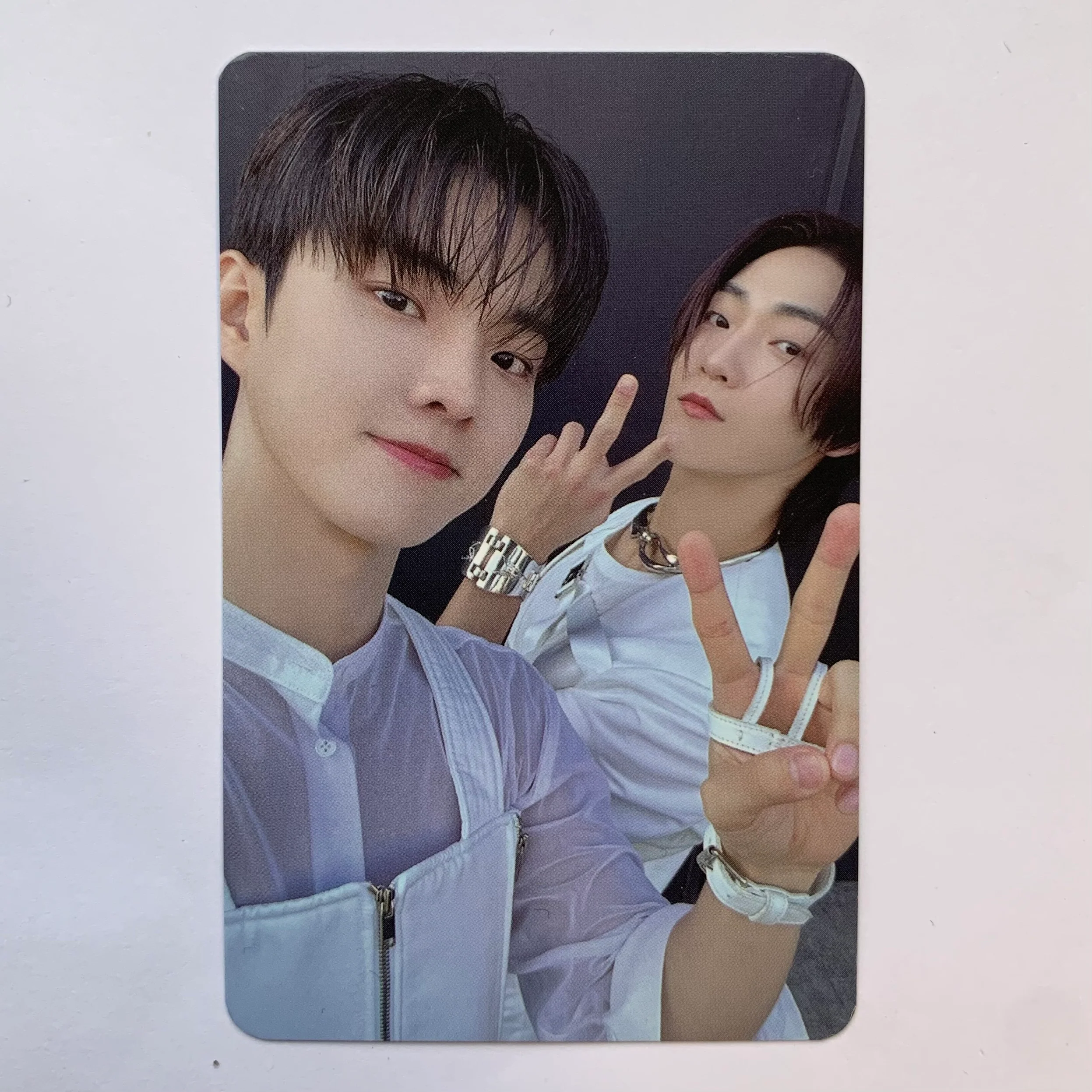 THE BOYZ - WORLD TOUR ZENERATION II Trading Cards - Image 44