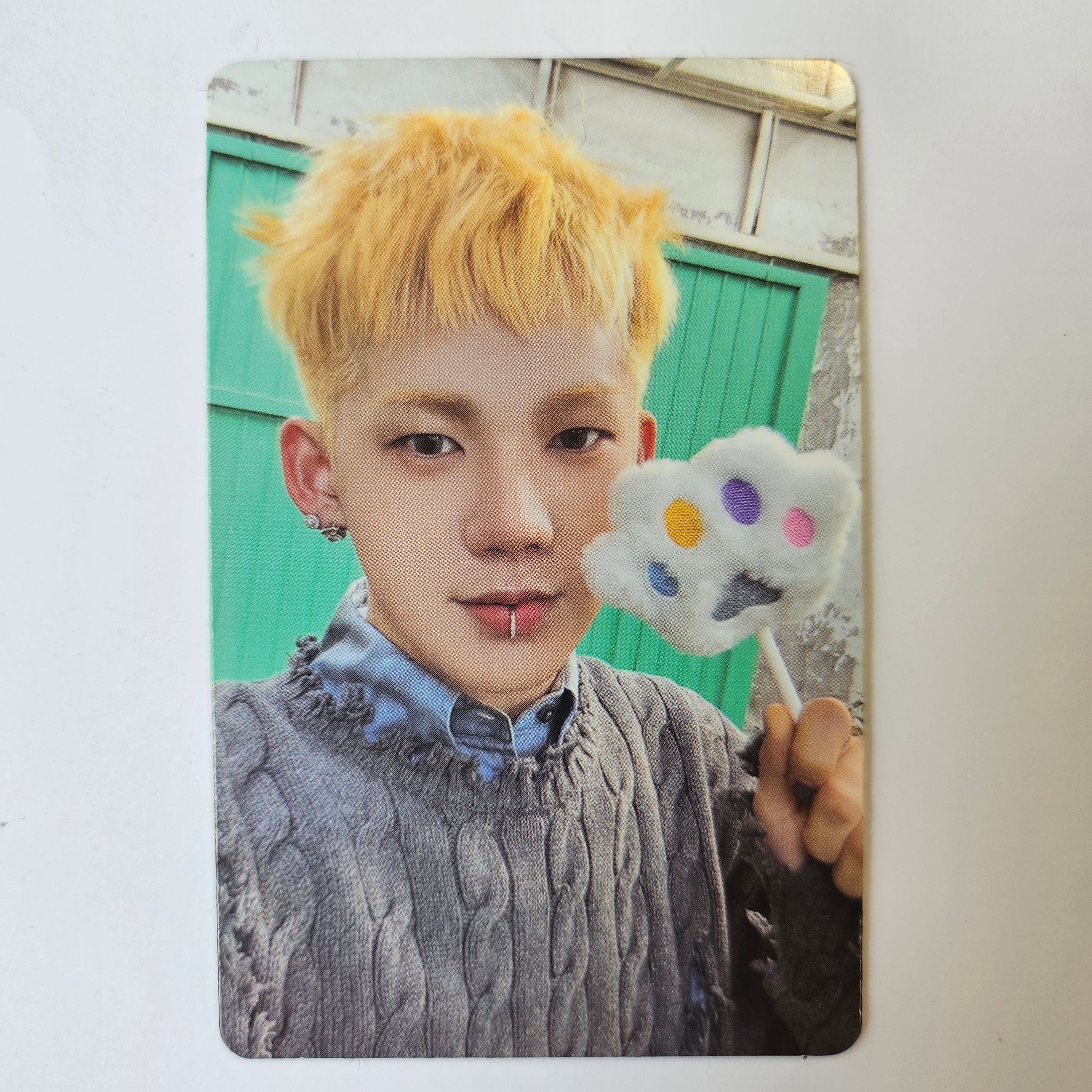 TREASURE - PLEASURE Photocards - Image 2