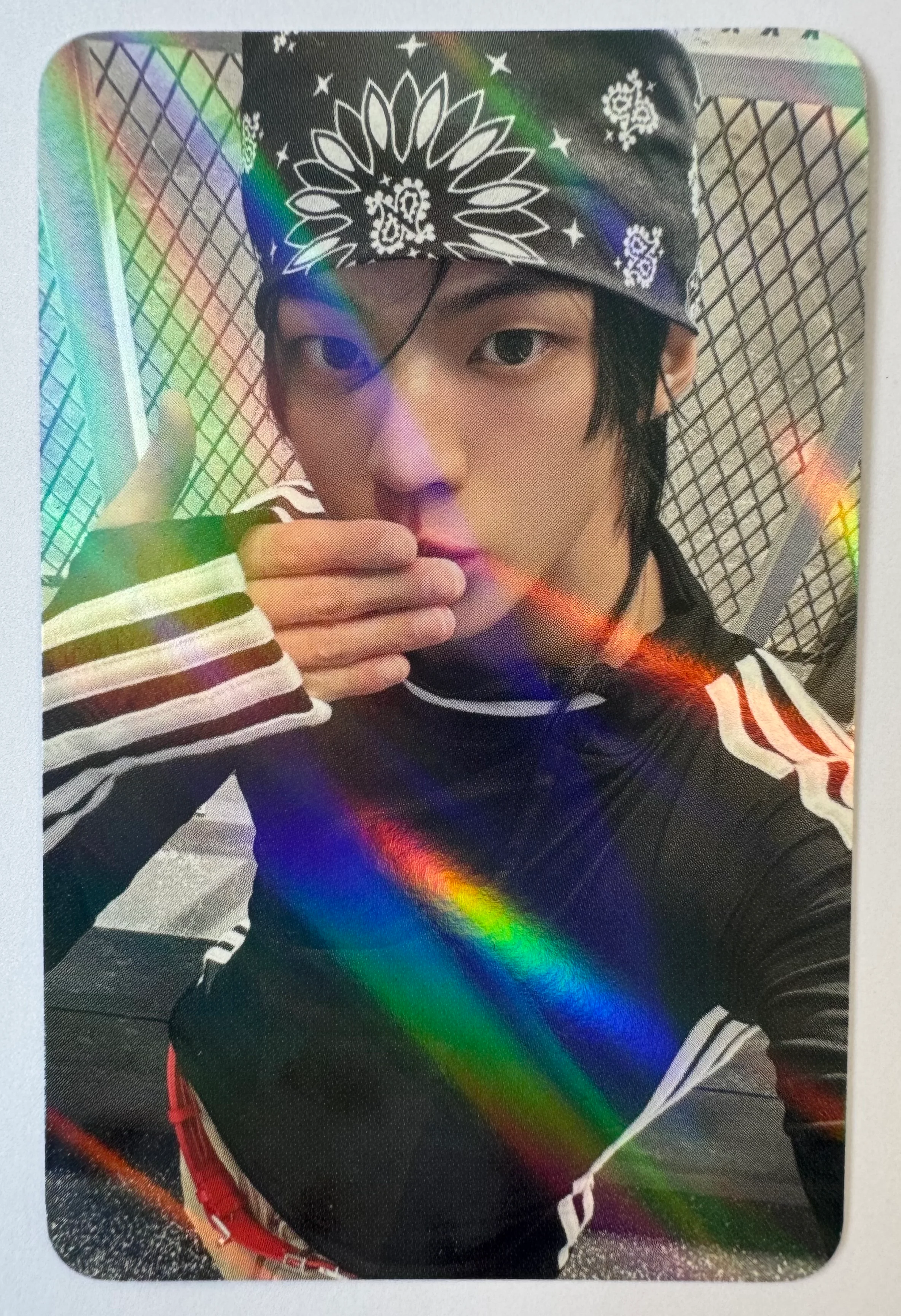 TWS - 'play hard' Makestar Holographic Photocards - Image 6