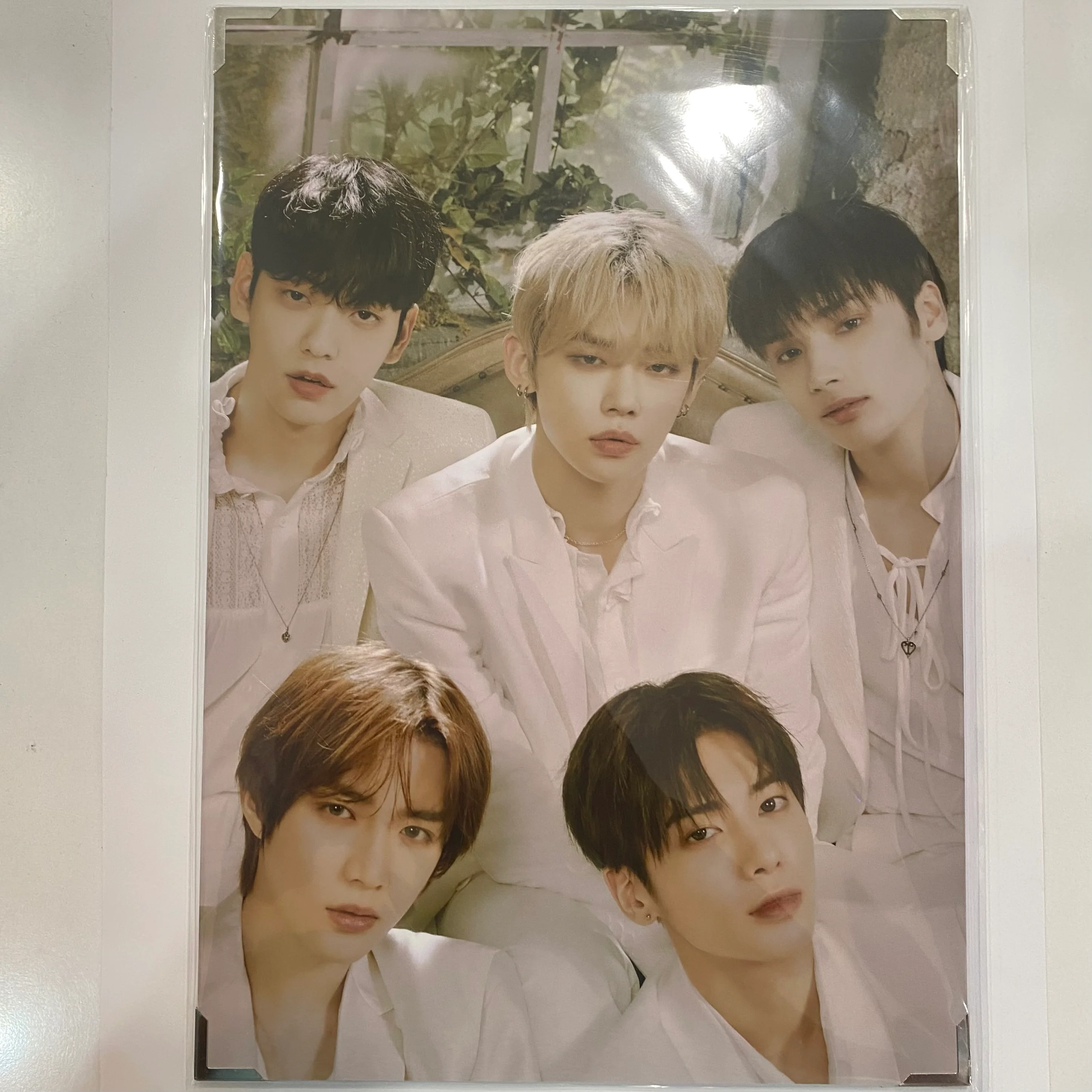 TXT - ACT: LOVESICK Premium Photo - Image 2