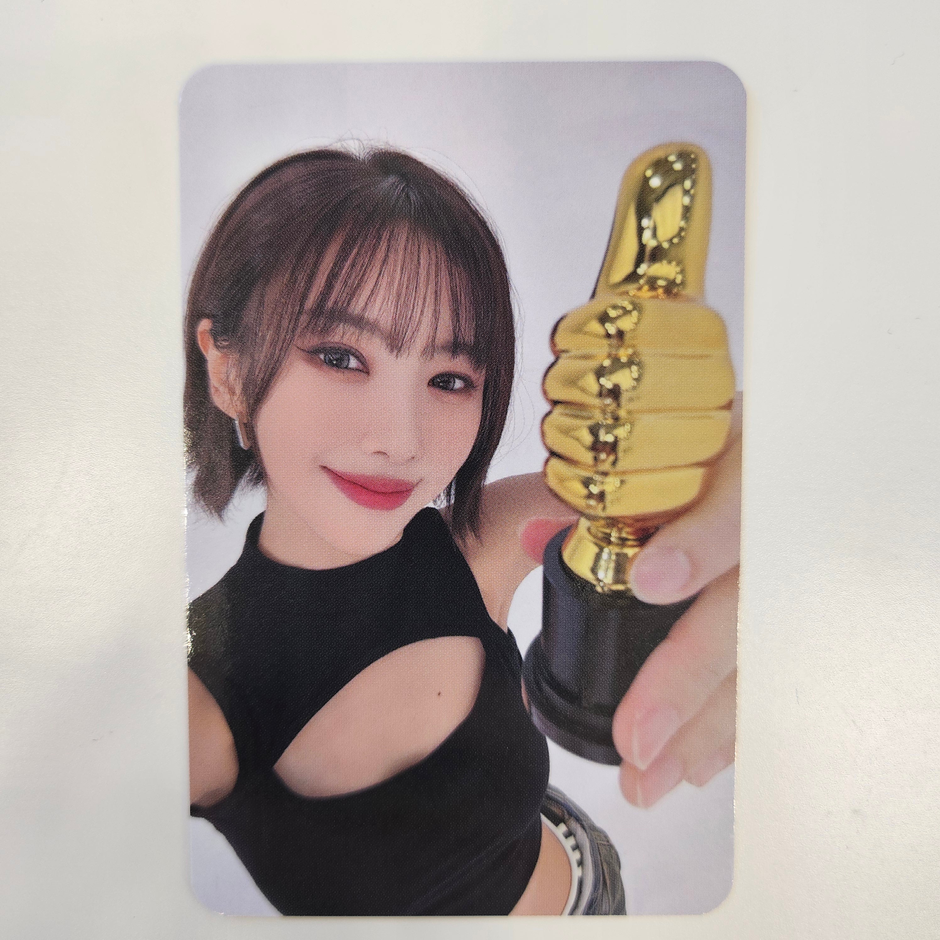 UAU (Dreamcatcher) - 'Playlist #You Are You' Makestar Photocards - Image 3