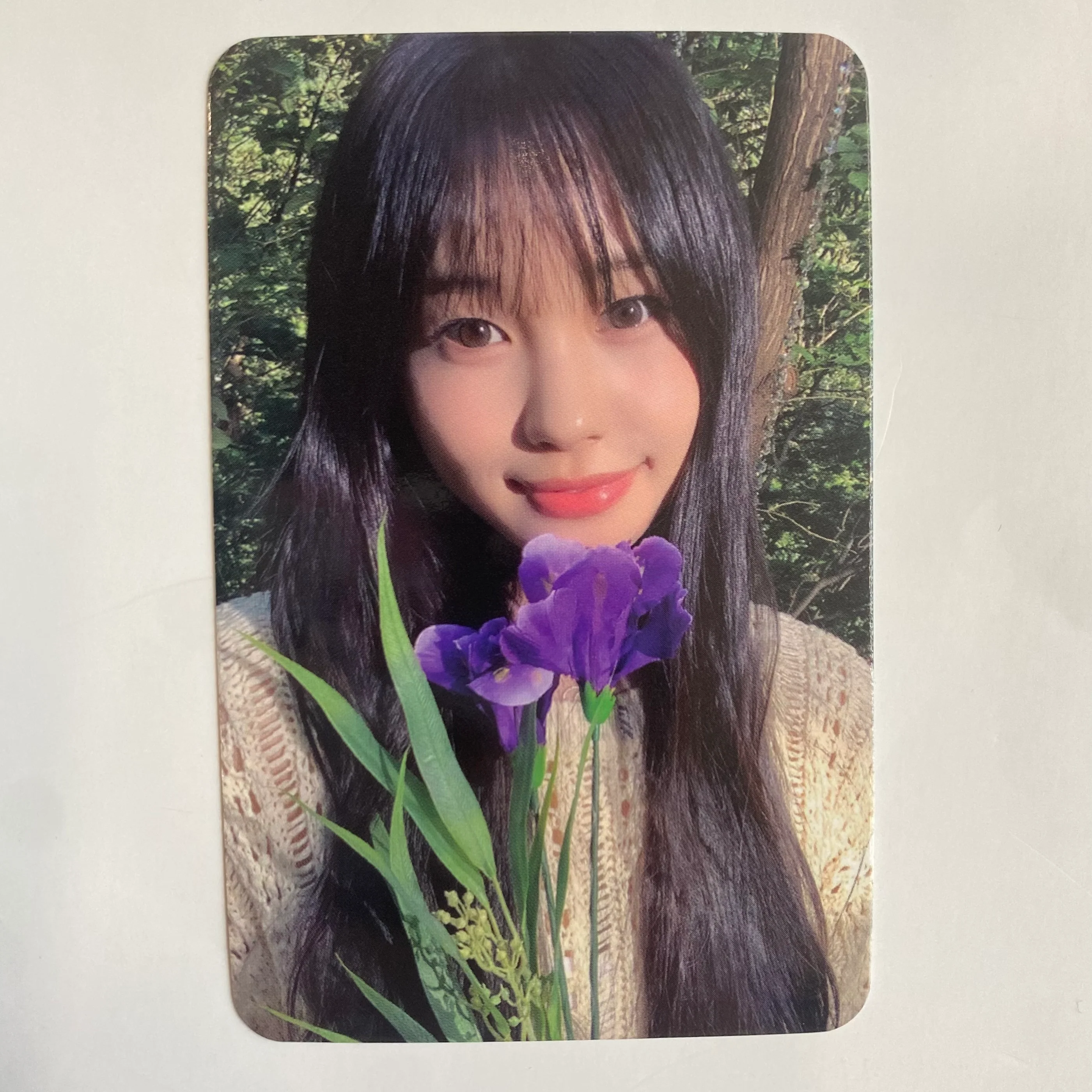 Weeekly - ColoRise Apple Music Lucky Draw Photocard - Image 10