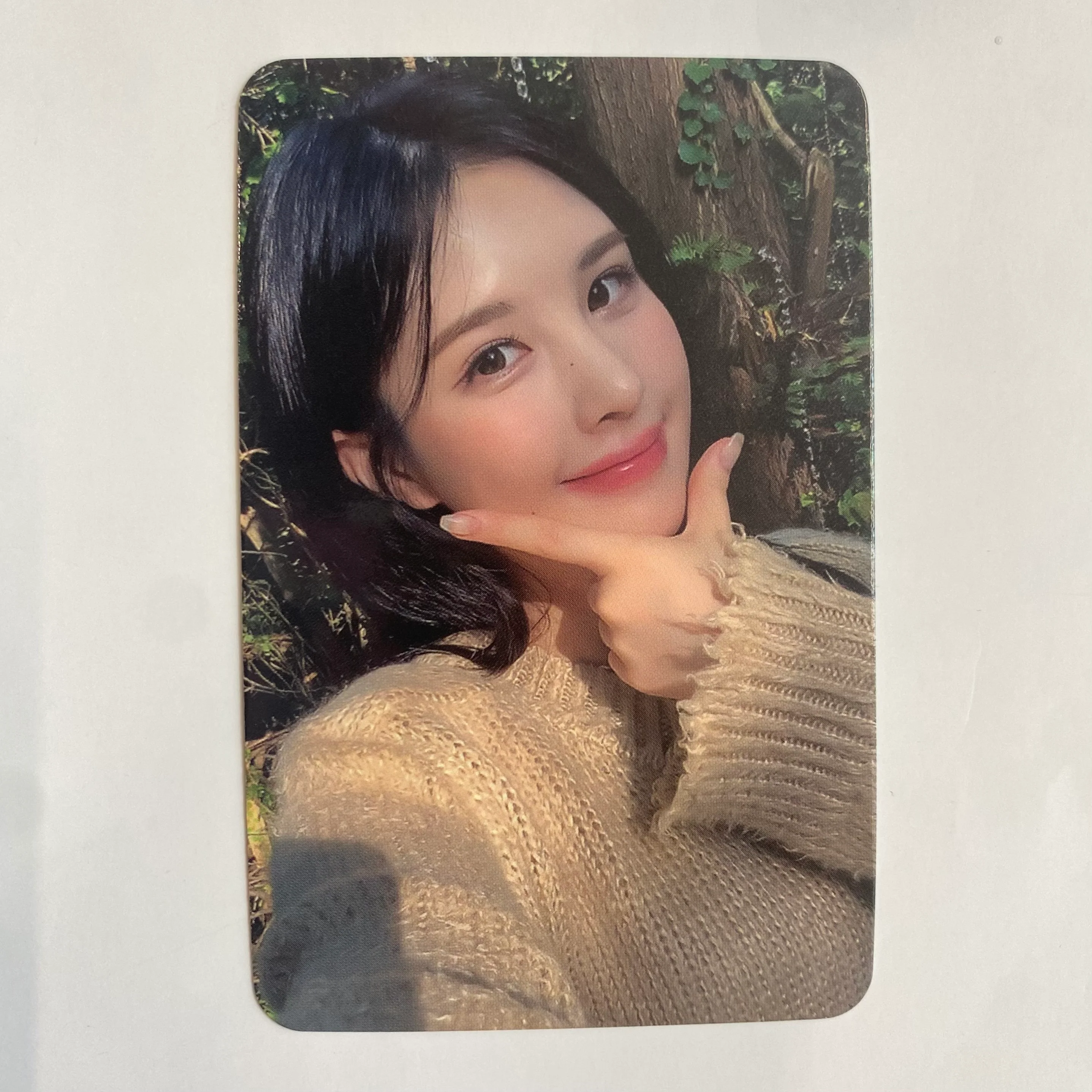 Weeekly - ColoRise Apple Music Lucky Draw Photocard - Image 8