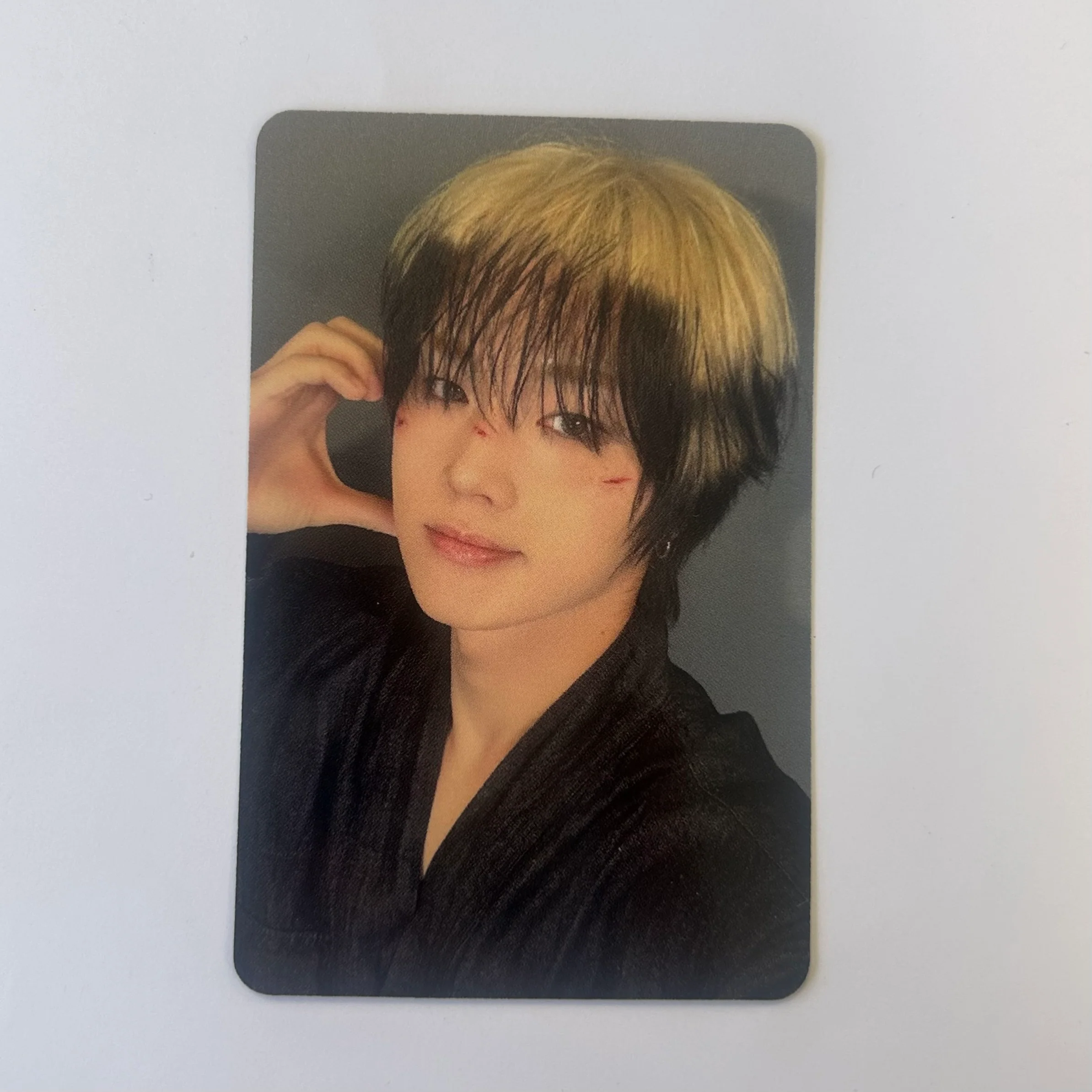 XDINARY HEROES - DEAD AND Apple Music Photocards - Image 3