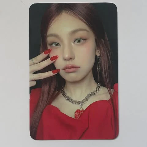 YEJI - AIR Soundwave Photocards - Image 3