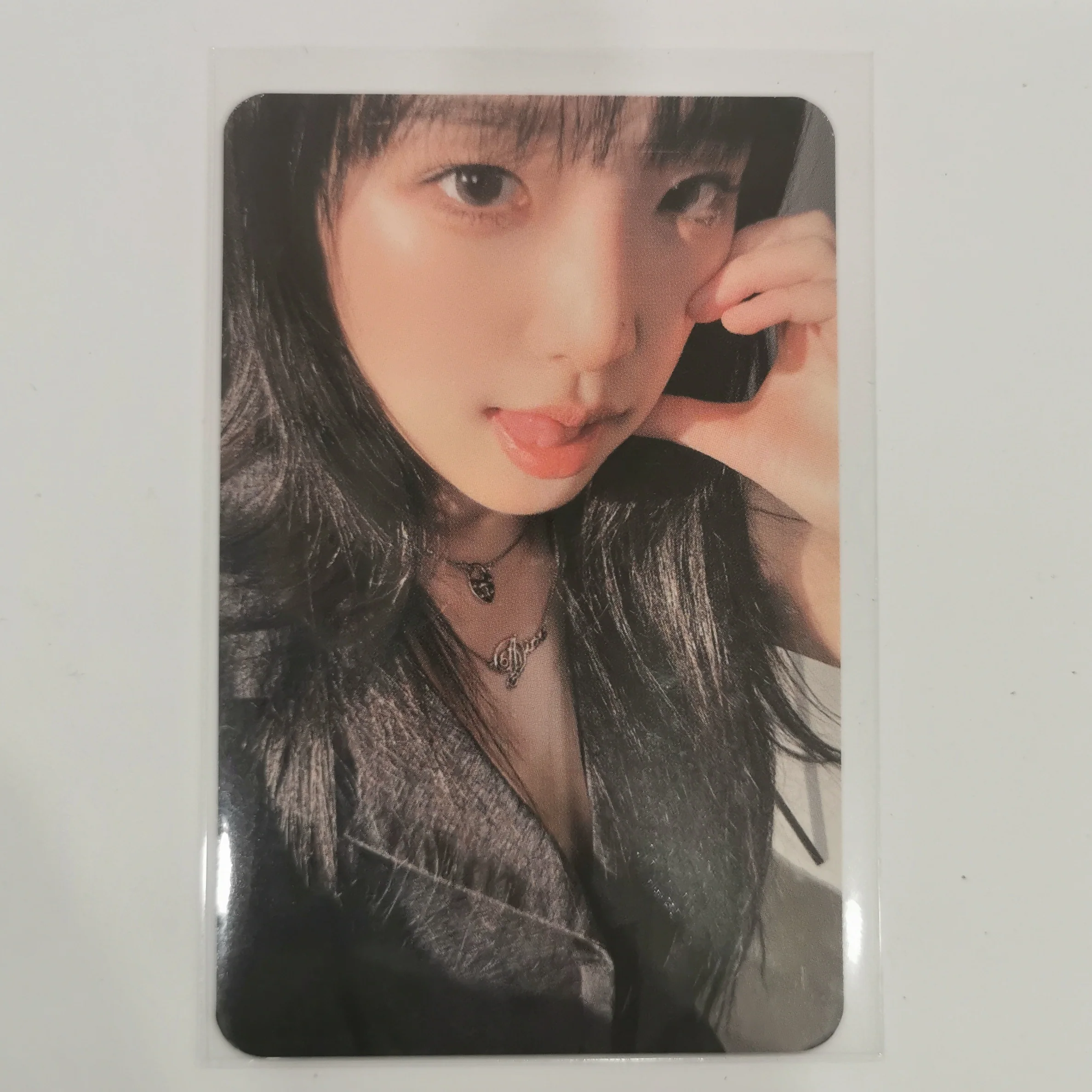 Yena - 'Love War' Lucky Makestar Photocards - Image 2