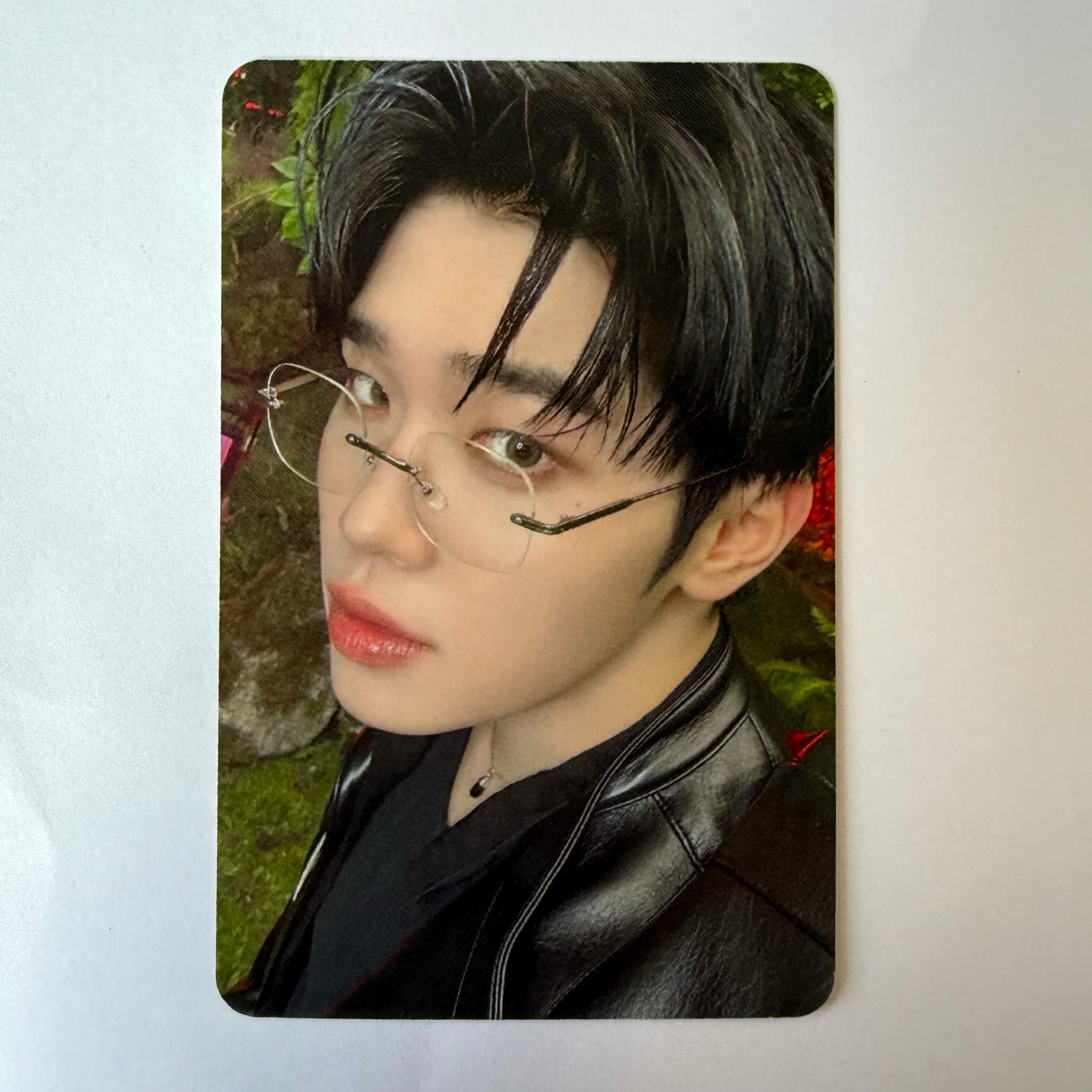ZEROBASEONE - BLUE PARADISE (Digipack Ver) Apple Music Photocards - Image 5
