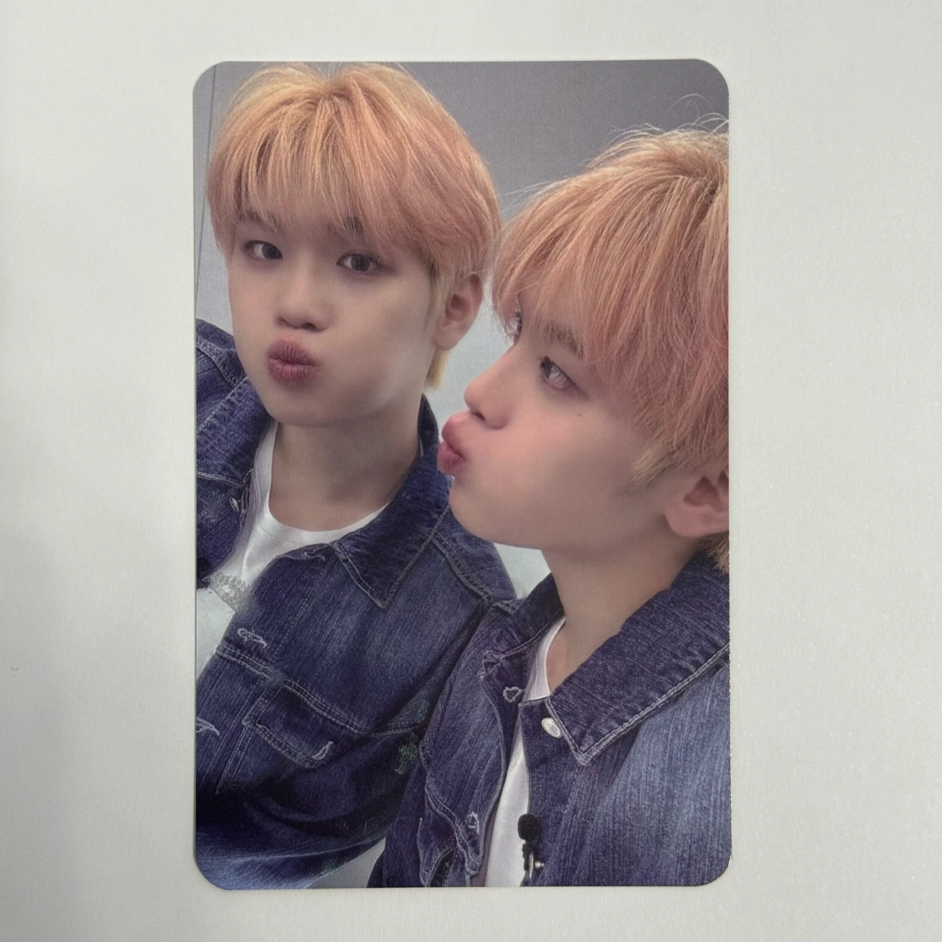 ZEROBASEONE - Cinema Paradise Ktown4u Photocard - Image 3