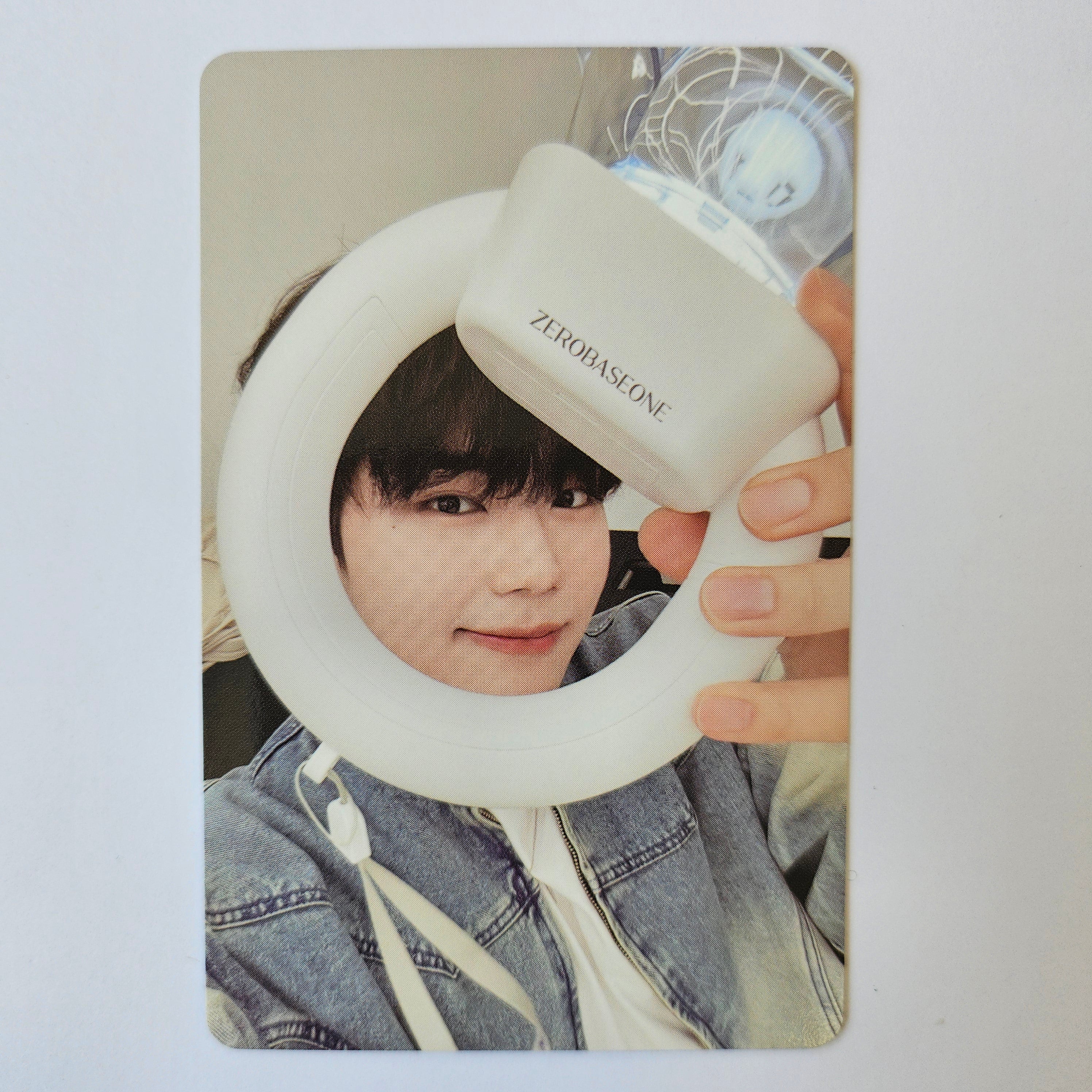 ZEROBASEONE - Lightstick Photocard - Image 4