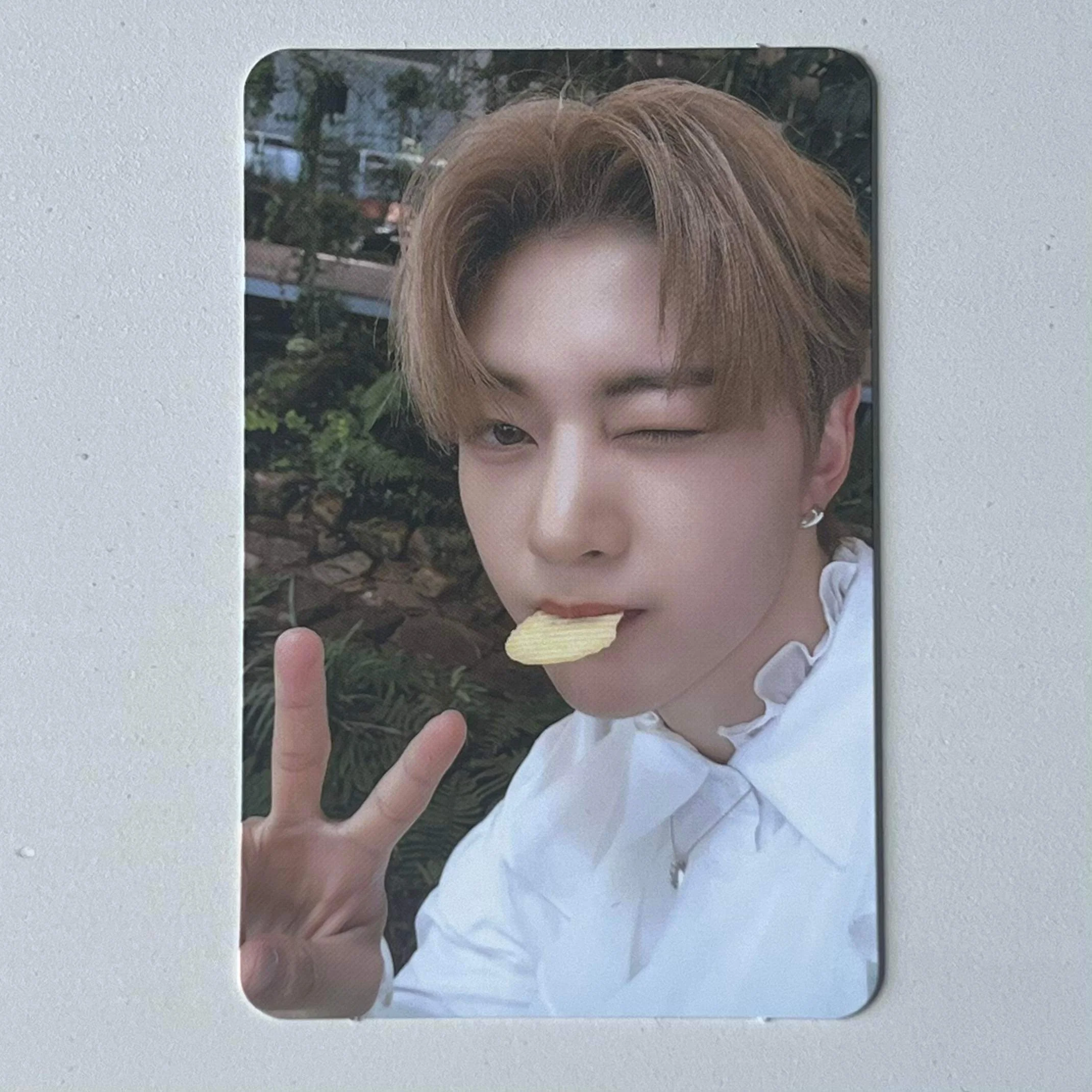 ZEROBASEONE - YOUTH IN THE SHADE Soundwave Lucky Draw Photocards - Image 3
